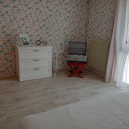 Апартаменты Chez Papinette, Proche Gare Et Centre, Pdj Compris Ньор Экстерьер фото