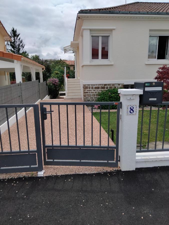 Апартаменты Chez Papinette, Proche Gare Et Centre, Pdj Compris Ньор Экстерьер фото